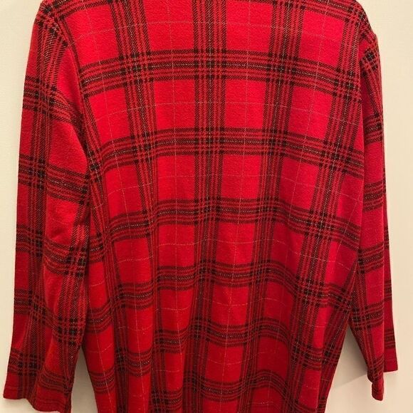 C.D Daniels Cardigan with build in tank - Picture 9 of 10